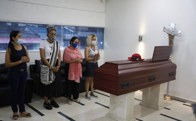 Grupo IA ofrece asesoramiento psicológico gratuito a las familias de los fallecidos por Covid-19