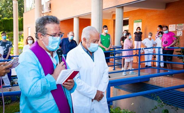 Placeat homenajea a todas las personas fallecidas de la asociación