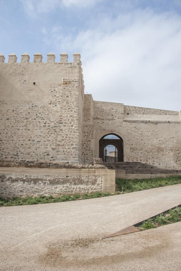 Apamex propone crear tres rutas dentro de la Alcazaba de Badajoz accesibles a discapacitados