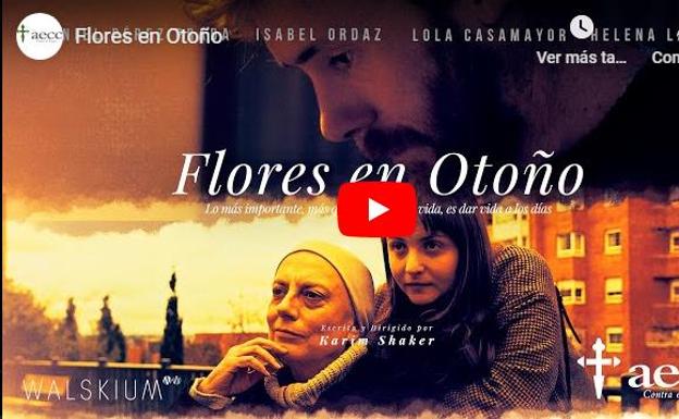 La AECC en Extremadura estrena el corto 'Flores en Otoño'