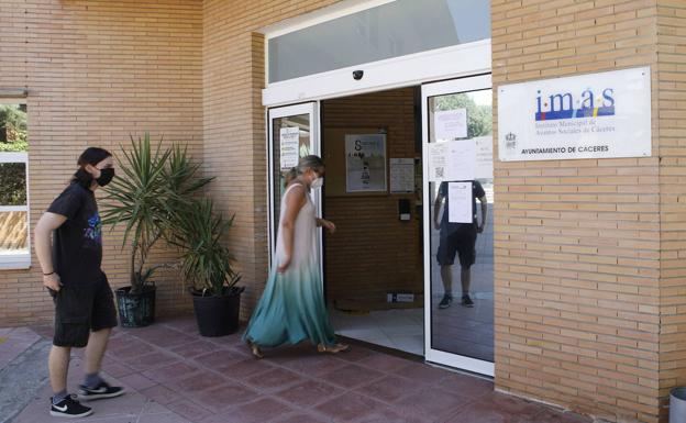 En lo que va de año, el IMAS ha ayudado a un 65% más de familias que en 2019