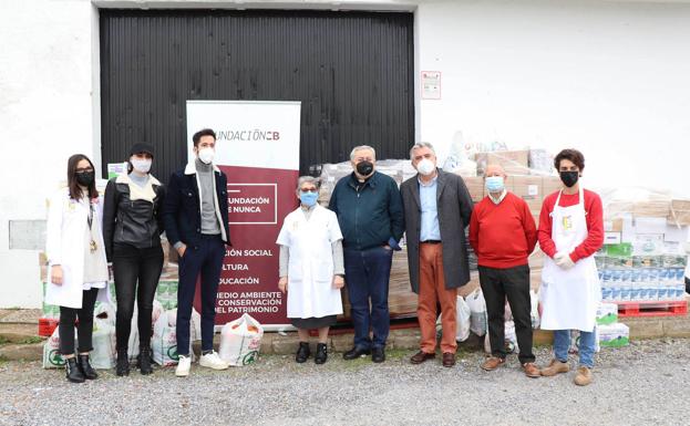 Fundación CB dona más de 3.000 kilos de alimentos al comedor social de Mérida