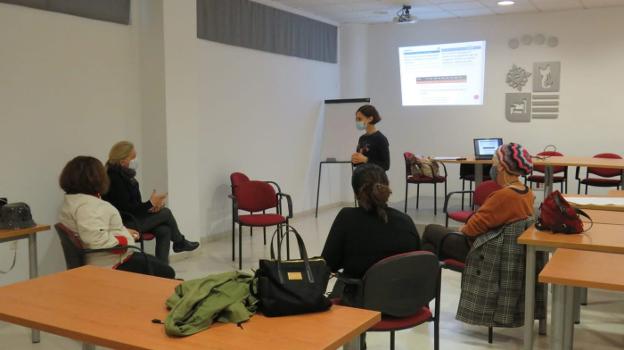 Igualdad organiza sesiones de fortalecimiento de autoestima en Villanueva