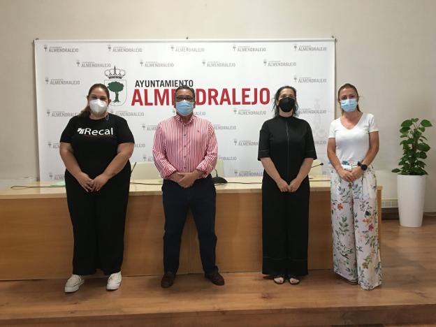 La asociación Recal asume la gestión de la perrera de Almendralejo