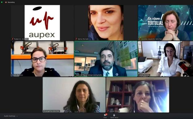 La Junta defiende la perspectiva de género para impulsar el talento y el emprendimiento digital