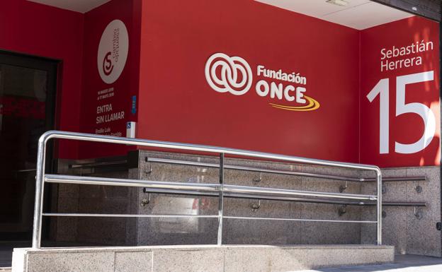 Un total de 66 extremeños con discapacidad han puesto en marcha un negocio de la mano de Fundación ONCE