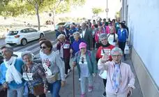 Badajoz celebra en noviembre rutas senderistas y actividades solidarias dirigidas a los mayores de la ciudad