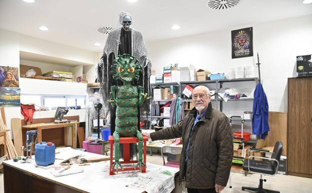 Santa Marina crea el *marimanta dedicado a la COVID que arderá en febrero