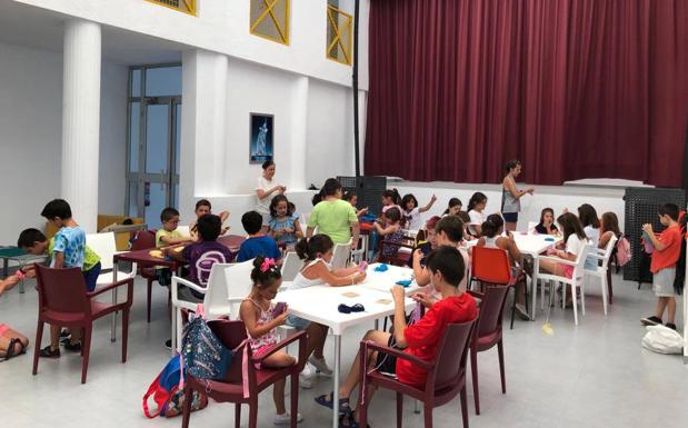 Plena inclusión Extremadura y Diputación de Cáceres ponen en marcha 'Ocio inclusivo'