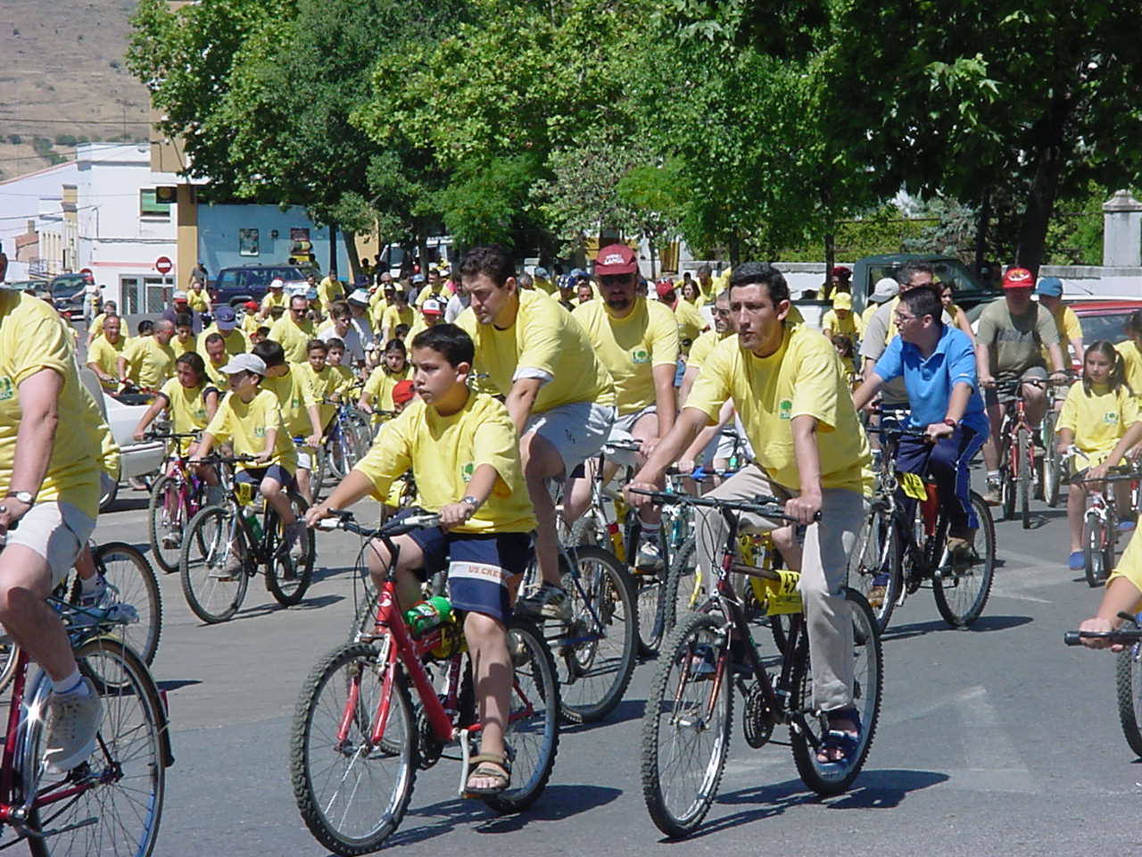 Los beneficios del XXXVIII Día de la Bicicleta en Zafra se destinarán a la Asociación contra el Cáncer y Cruz Roja