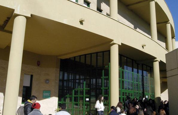 La UEX alberga el curso 'Prevención de Adicciones Conductuales. Introducción a la perspectiva de género'