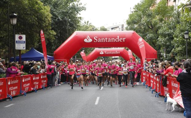 La Marcha Rosa contra el cáncer de mama espera reunir el domingo en Cáceres a unas 6.000 personas