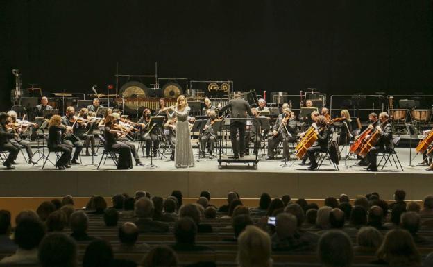 El concierto de Año Nuevo de la Orquesta de Extremadura recaudará fondos para la Asociación Oncológica Extremeña