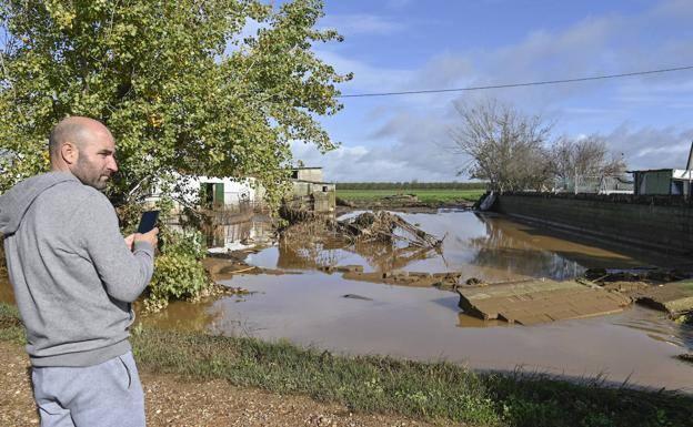 El Ayuntamiento de Badajoz concederá ayudas a las personas y empresas afectadas por inundaciones provocadas por 'Efraín'