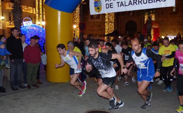 La San Silvestre Solidaria de Talarrubias recauda 800 euros para Proines Salud Mental