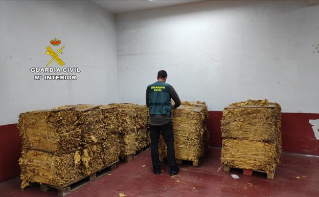 La Guardia Civil aprehende 1.575 kilos de tabaco de contrabando valorados en 252.000 euros