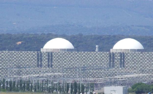 El entorno de Almaraz acogerá nueve plantas fotovoltaicas y tres eólicas