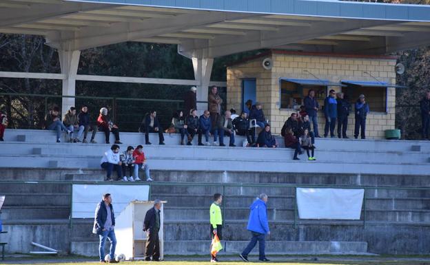 Victoria por 0-1 y se aprieta la zona de play off