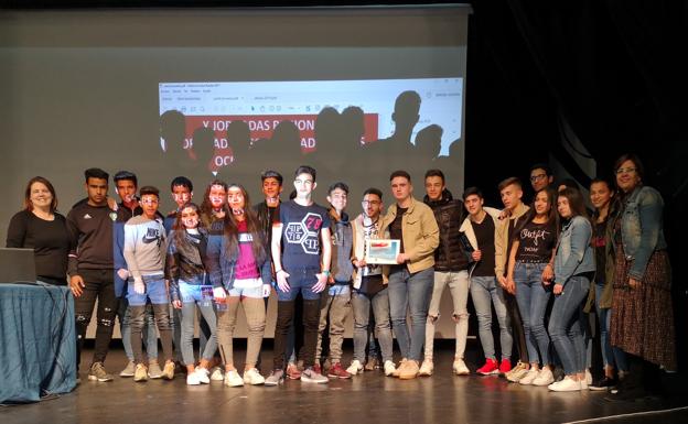 El IES San Martín, de Talayuela, gana el concurso regional de institutos