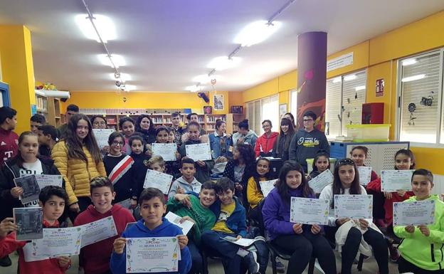 Alumnos del San Martín y del Gonzalo Encabo celebran juntos el Día del Libro