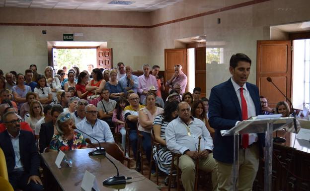 «Nuestro trabajo lo basamos en realidades, necesitaremos más tiempo para corregir el actual orden establecido que actúa como freno en el desarrollo de Talayuela»
