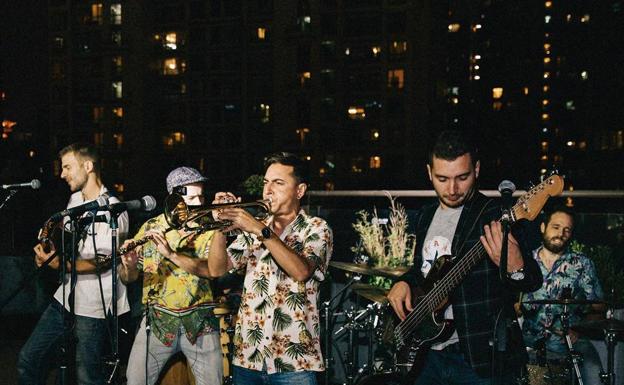 Estivalia llega esta noche a Talayuela de la mano de la banda Tai Tabú