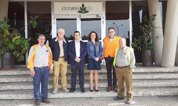 Candidatos socialistas al Congreso y Senado visitan la planta de Cetarsa en Talayuela