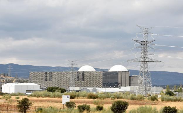 El desmantelamiento de Almaraz se iniciará en el año 2031 y acabará en 2041