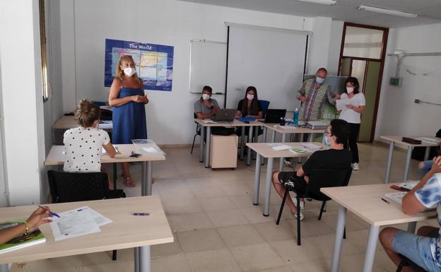 Comienza el curso de Resinado de Pinos de Juventas Forma en Talayuela