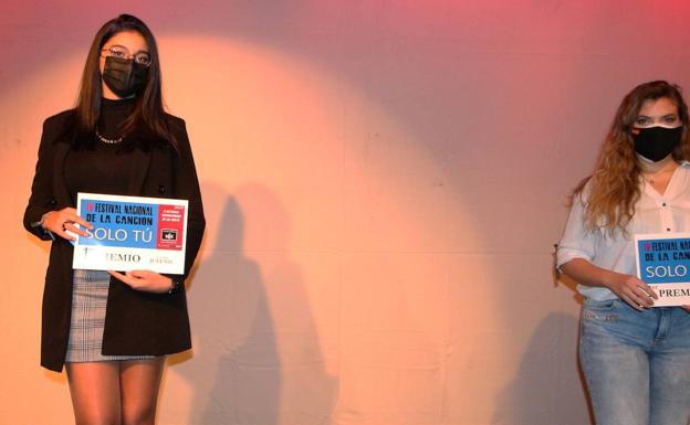 Eva Prieto, de Tiétar, gana el IV Concurso de Canto 'Solo Tú'