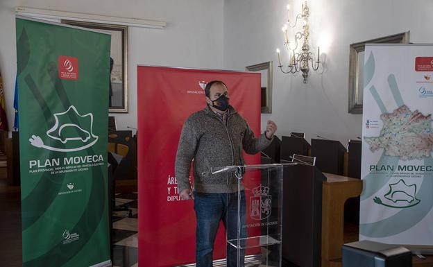 A lo largo de este año, la provincia de Cáceres contará con 53 puntos de recarga para vehículos eléctricos, con una inversión de 600.000 euros