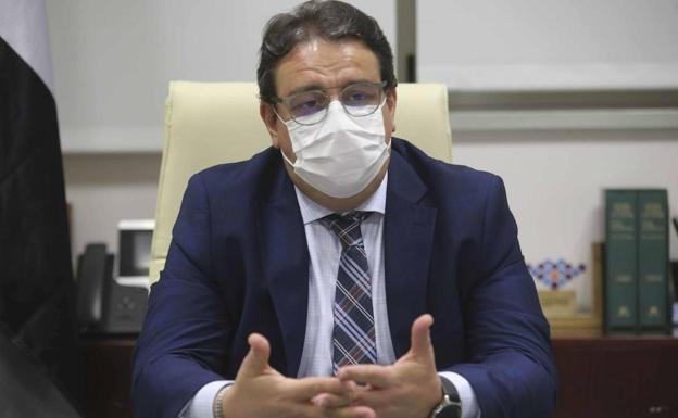 La Junta de Extremadura flexibiliza las medidas y permite abrir el comercio minorista de lunes a viernes entre 10:00 y 18:00 horas, y los sábados de 10:00 a 14:00 horas