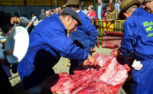 Forman en sacrificio, faenado y despiece de animales