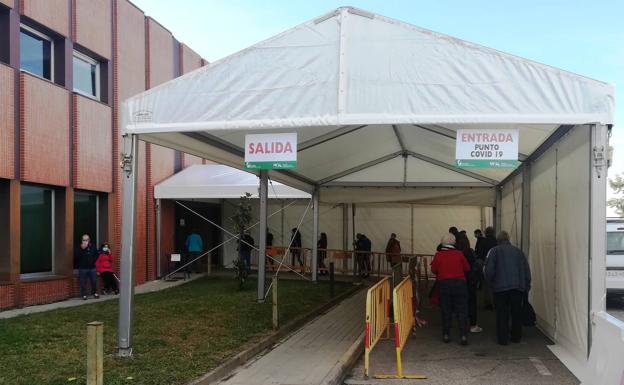 El punto covid del hospital Campo Arañuelo permanecerá abierto durante la Semana Santa