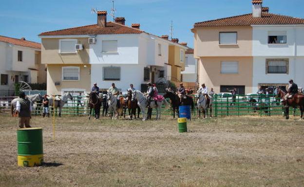 La previsión de lluvia obliga a aplazar la Feria del Stock y la Feria del Caballo