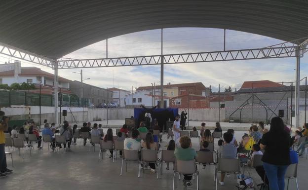 Nosolocirco premia a la familia Aragón