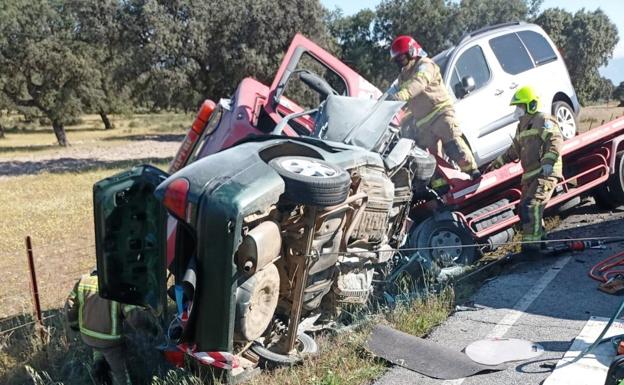 Un fallecido y un herido grave en un accidente en la carretera de Rosalejo
