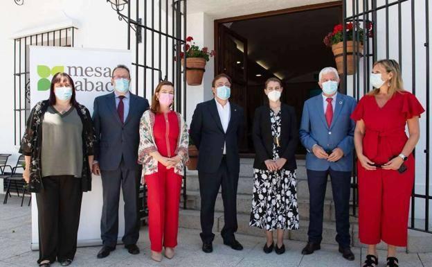 El sector y la Junta creen que el cultivo del tabaco mantendrá sus rentas