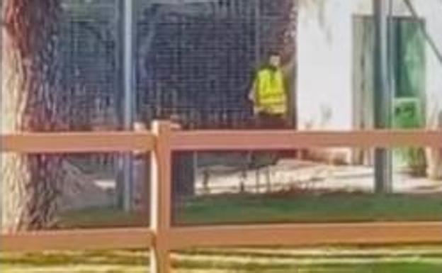 Detenido un joven en Talayuela por masturbarse en el Parque Natural