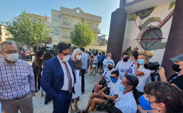 El consejero de Sanidad y Servicios Sociales presenta la guía metodológica para redactar planes de accesibilidad en los municipios de Extremadura