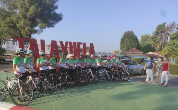 Mujeres ciclistas recorren en cinco días la provincia de Cáceres