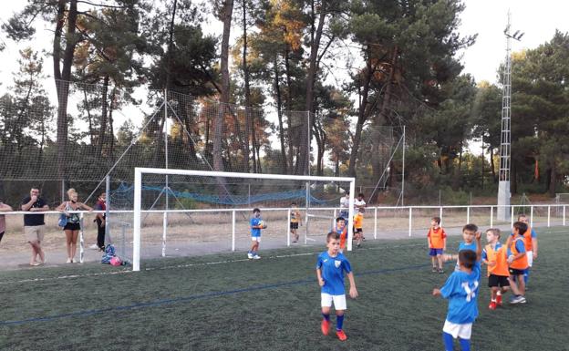 Gran éxito de las 24 horas de fútbol ocho celebradas en la Ciudad deportiva de Talayuela