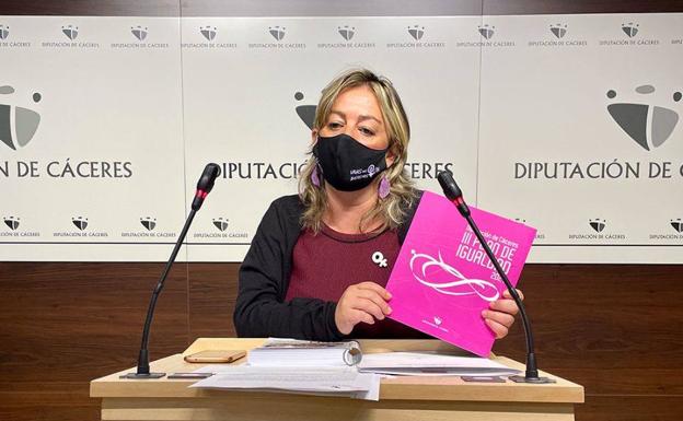 Amelia Molero: «1.118 no es solo una cifra, 1.118 son las mujeres asesinadas desde 2003, son padres, familias, amigos rotos»