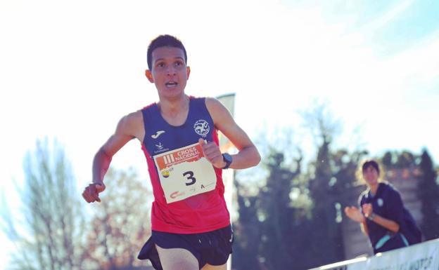 Housamme Beabbou logra el segundo puesto en el Cross Nacional Aniversario Alcalá Patrimonio Mundial