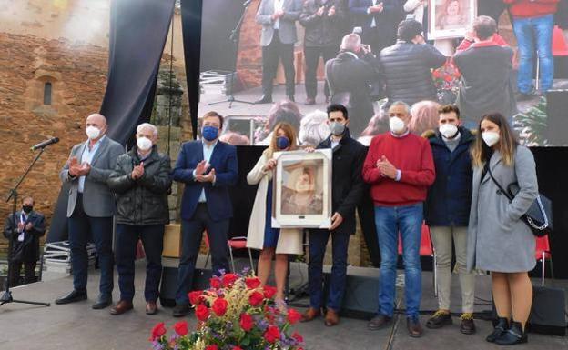 Emotivo homenaje a Charo Cordero