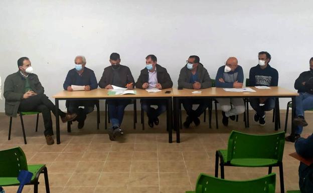 La Mancomunidad de Municipios del Campo Arañuelo rechaza la demolición del complejo de la Isla de Valdecañas
