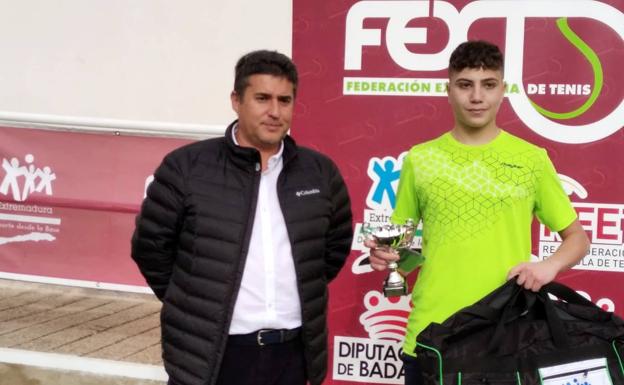 Los jóvenes tenistas talayuelanos destacan en los Judex Promocionales 2022