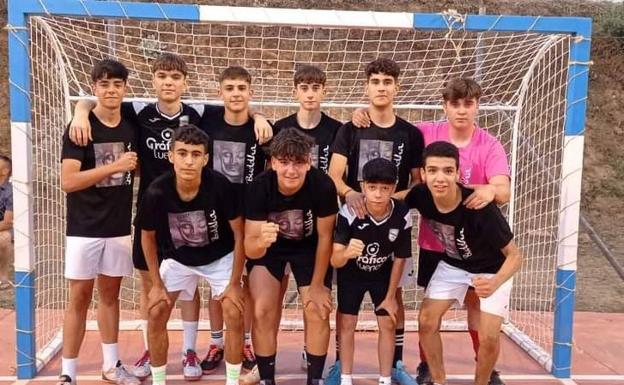 Los equipos talayuelanos dominan las 24 Horas de Fútbol Sala de Jarandilla en categorías base