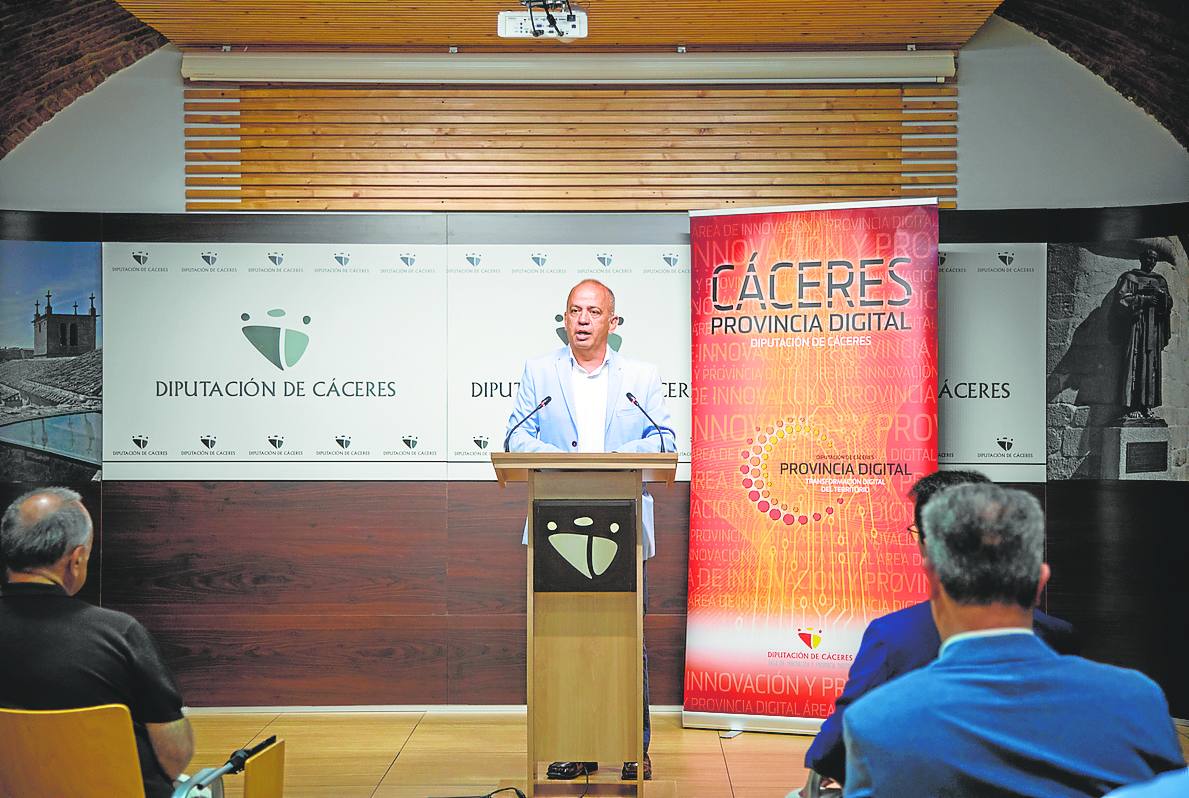 La Diputación de Cáceres duplica los trámites digitales