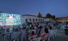 Unas 15.000 personas han disfrutado durante el mes de julio del Cine de Verano de AUPEX